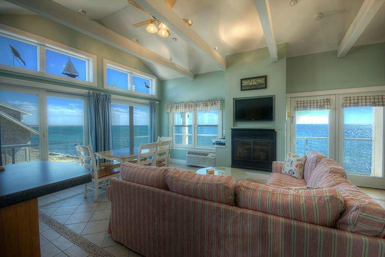 North Truro酒店住宿-Crow's Nest Resort