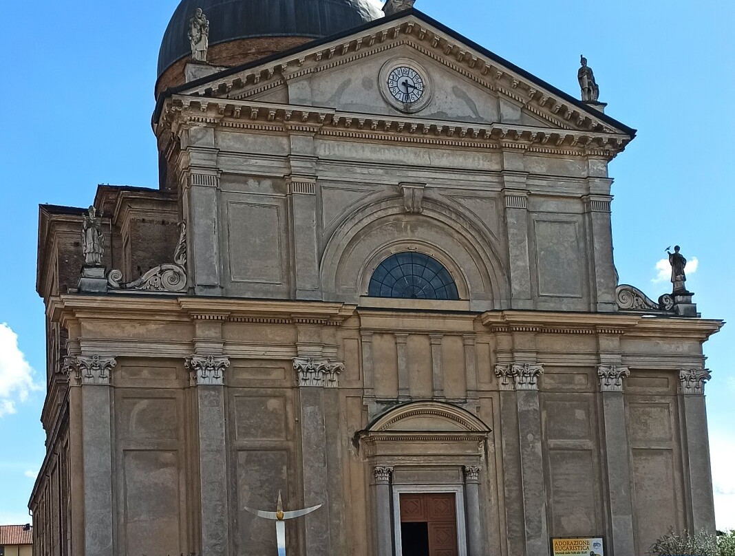 Chiesa DI San Vittore Martire景点图片