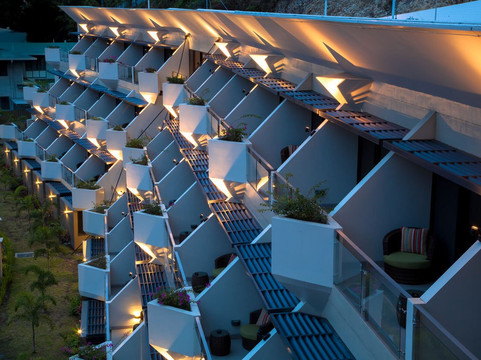 埃拉海滩酒店主图