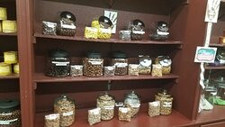 Cyndi's Sweet Shoppe-艾肯必去景点