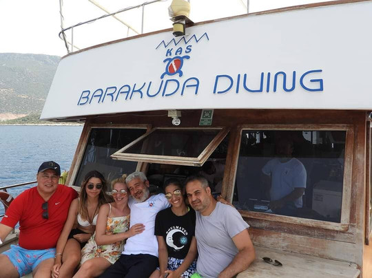 Barakuda Diving Center-卡斯必去景点