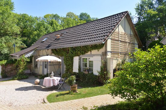 Maison D'Hotes De Caractere La Vallee主图