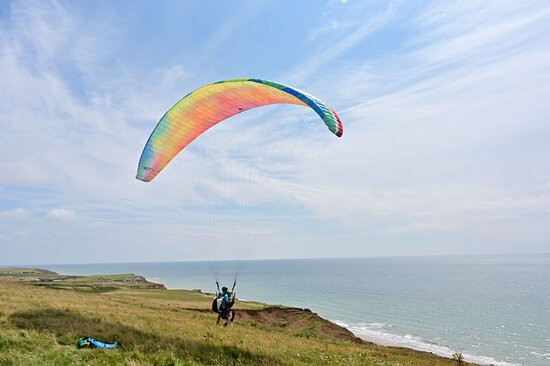 High Adventure Paragliding-雅茅斯必去景点