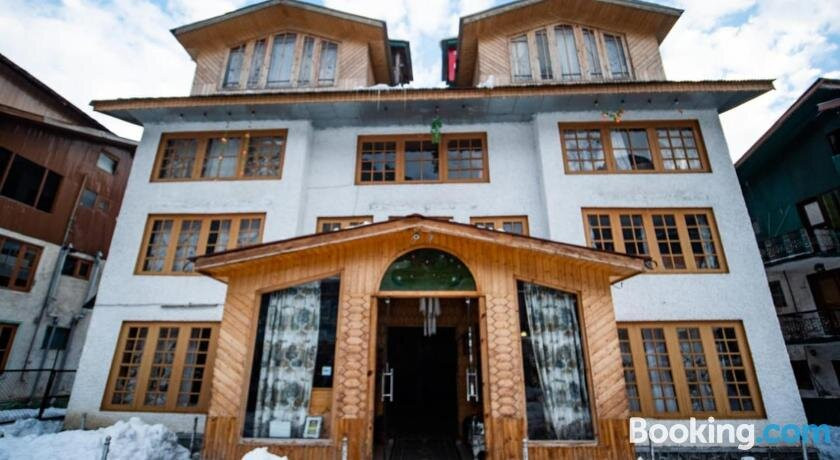 Hotel Tourist Palace