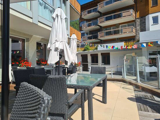 Lifestyle & Spa Hotel Grächerhof主图