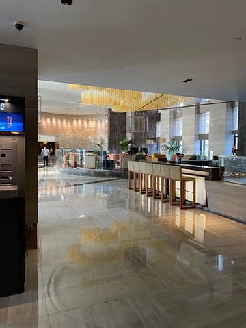 上海大华虹桥假日酒店主图