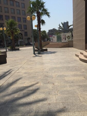 Laila Gallery-萨尔米亚必去景点