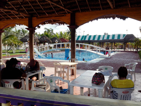 Barra de Cazones酒店住宿-Hotel Rio Paraiso