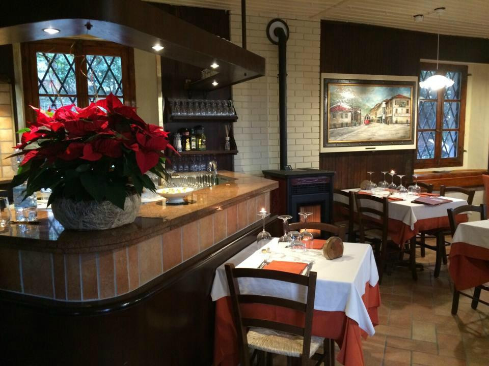 Colverde餐馆和美食-Trattoria Al Monte