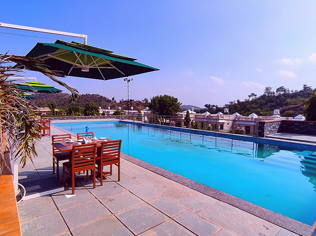 Sardargarh酒店住宿-ShriGo Nakoda Green Valley Resort