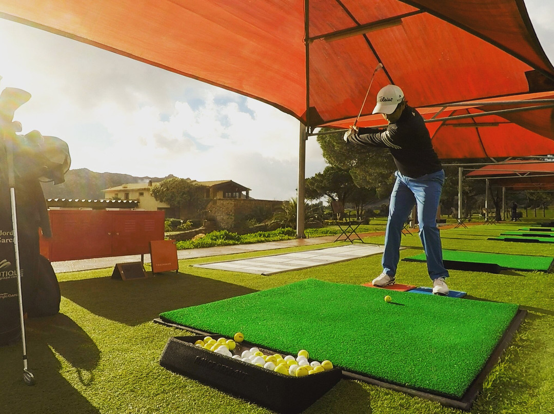 Ecole Golf-维琪奥港必去景点