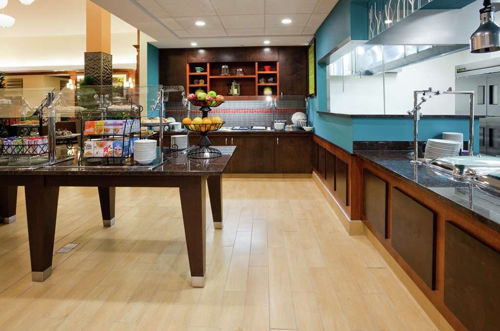 西麦迪逊/米德尔顿希尔顿花园酒店主图