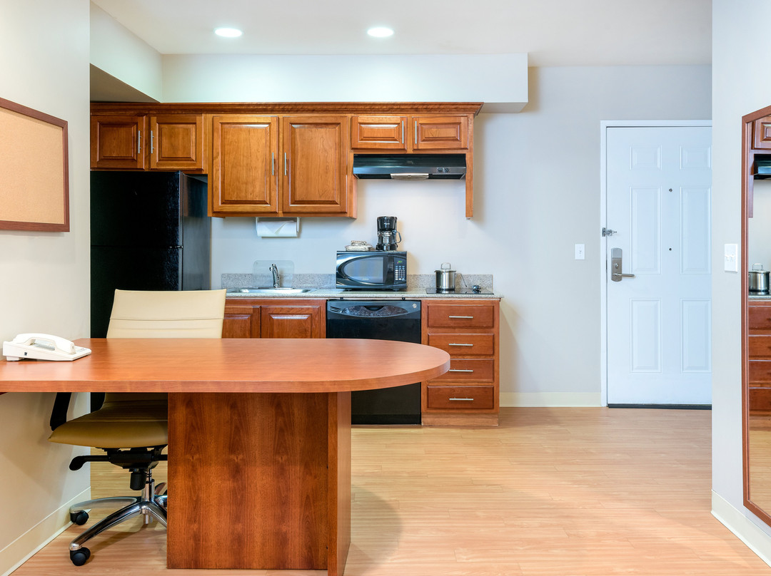 Candlewood Suites Lax Hawthorne By IHG主图