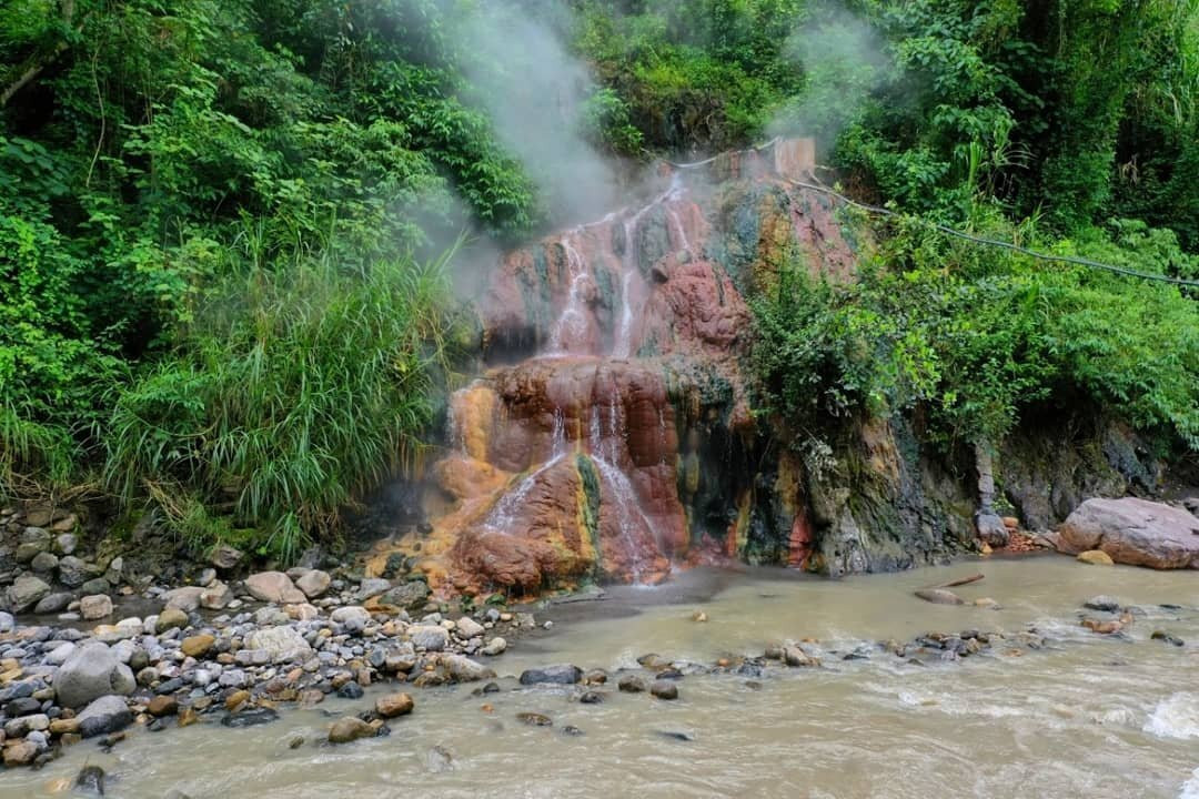Cascada Termal Más Alta De Colombia-Zetaquira必去景点