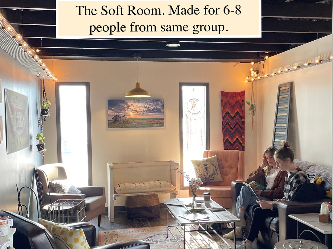 Milk & Honey Coffee Co主图