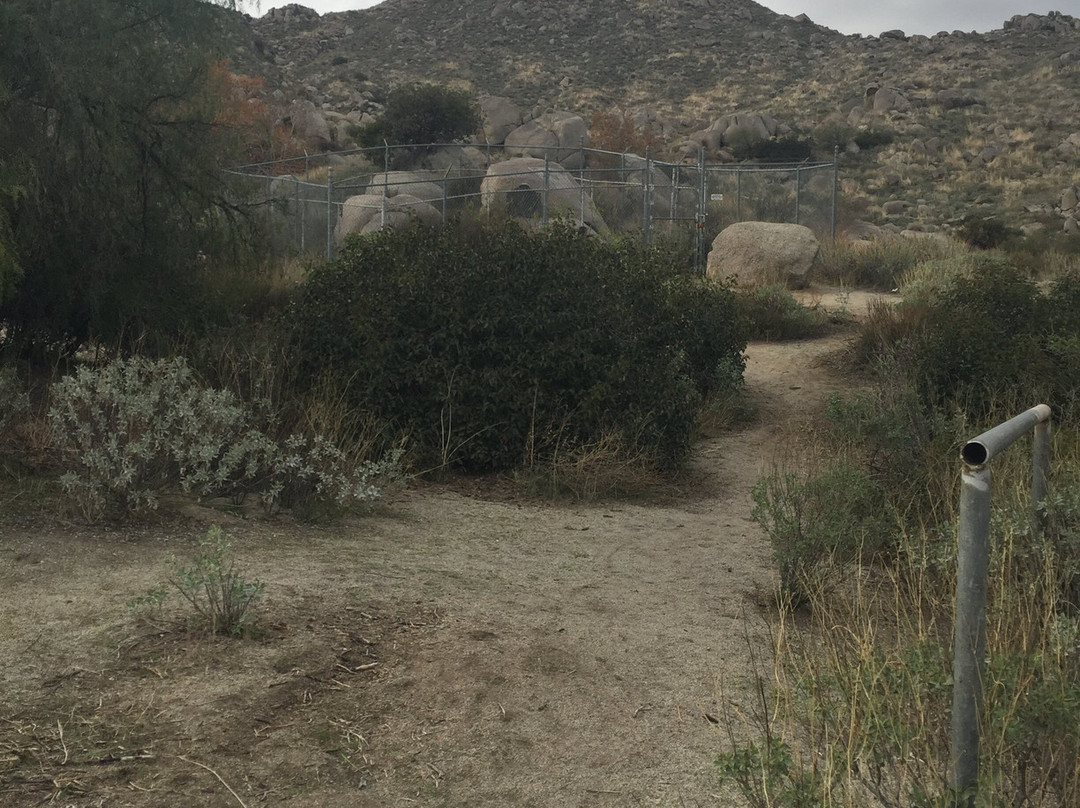 Hemet Maze Stone-赫米特必去景点