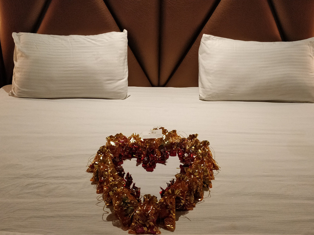 Hotel Monarch Center Point主图