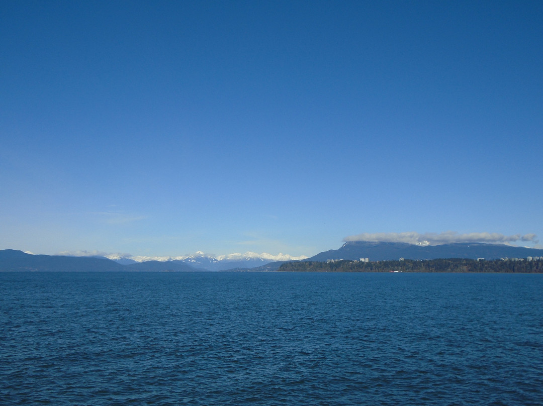 Iona Beach Regional Park景点图片