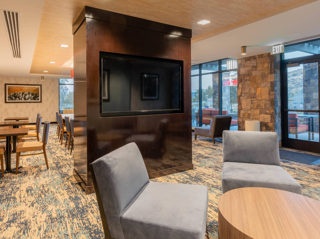 TownePlace Suites Thousand Oaks Agoura Hills主图