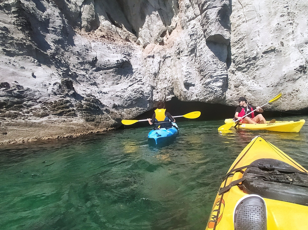 Happy Kayak景点图片