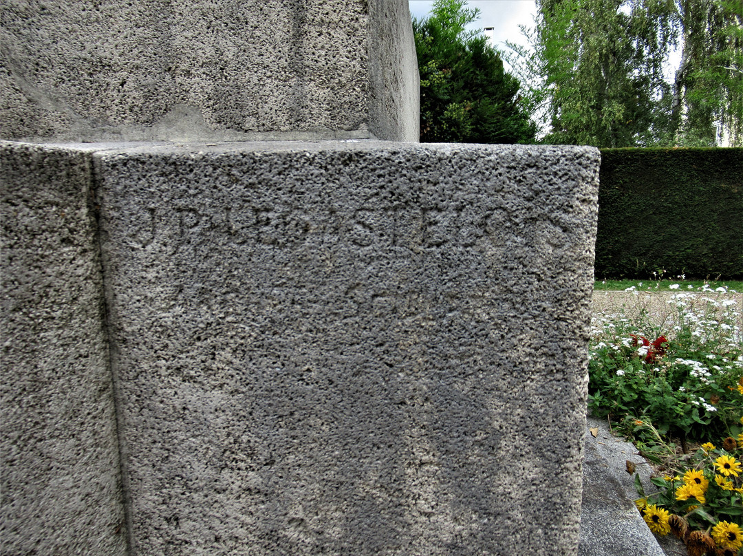 Monument aux morts de 14-18-Ermont必去景点
