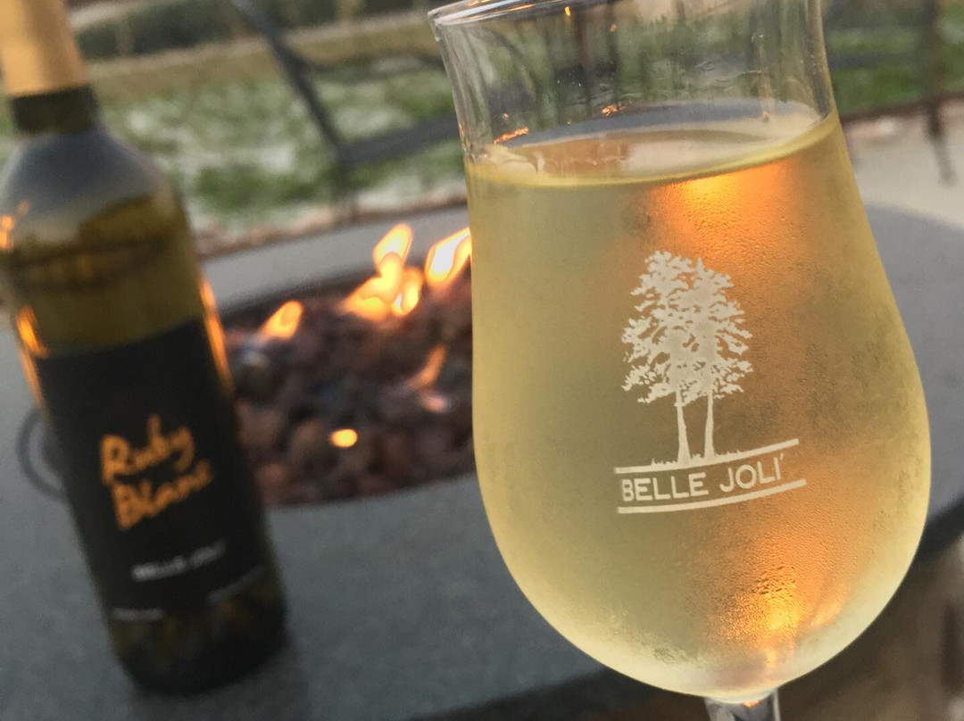 Belle Joli Winery Sparkling House-Sturgis必去景点