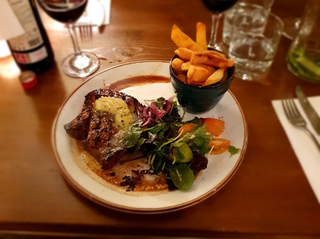 Wiveton Bell Pub & Rooms主图