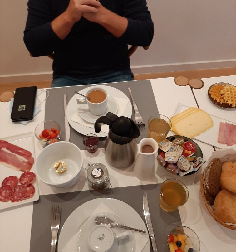 范布恩酒店主图
