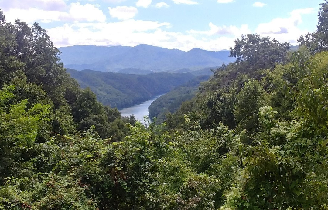 Road to Nowhere-大雾山国家公园必去景点