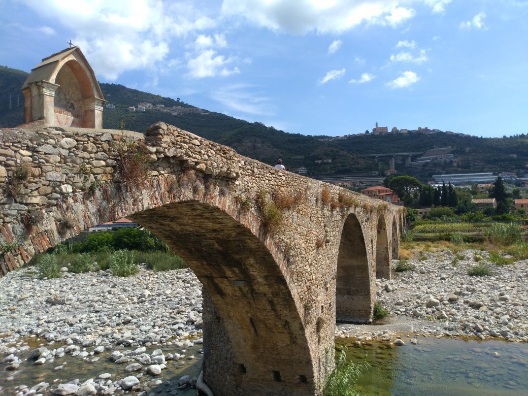 Ponte Antico-Taggia必去景点