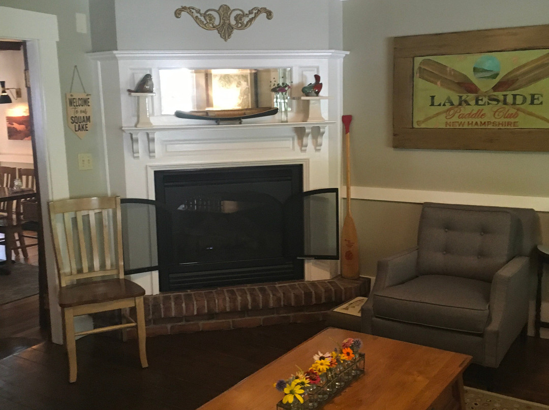 斯夸姆湖酒店主图