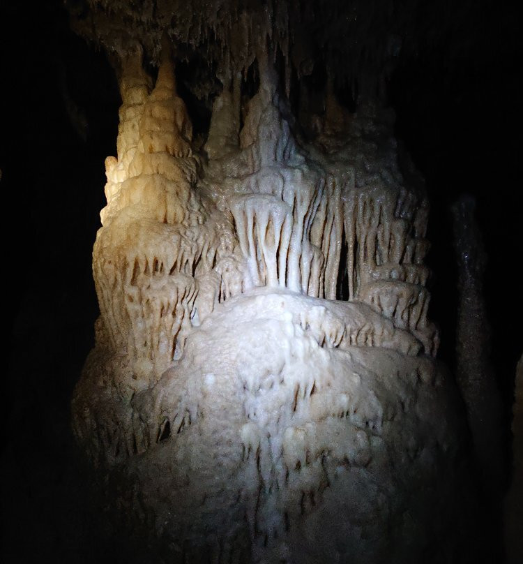 Grotte de Lastournelle景点图片