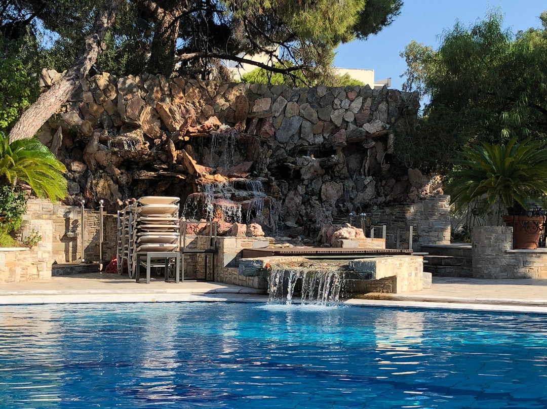 绿洲大公寓酒店主图