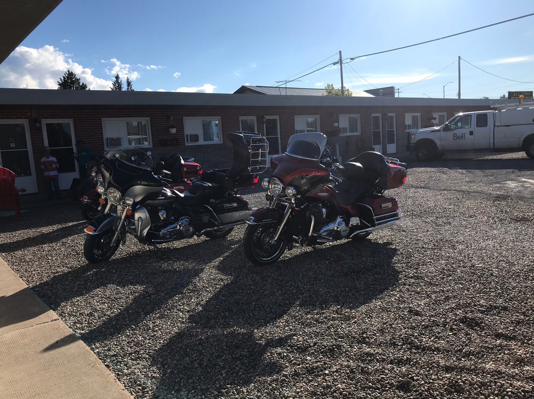 Trunk Road Motel主图