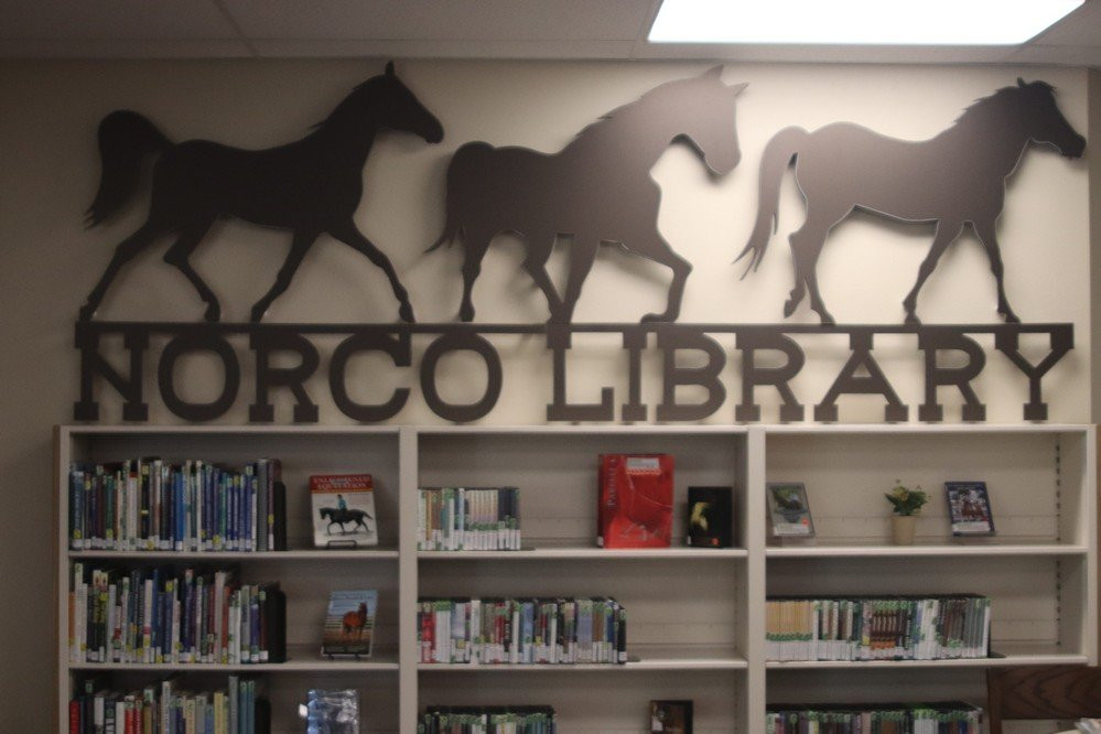 Norco Public Library景点图片