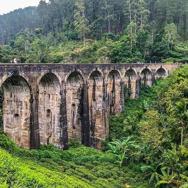 德摩达拉九孔桥-埃勒必去景点