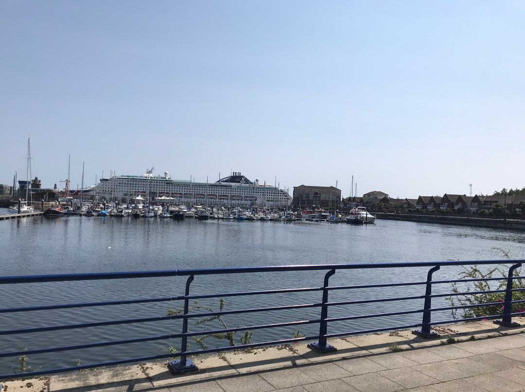 Royal Quays Marina景点图片