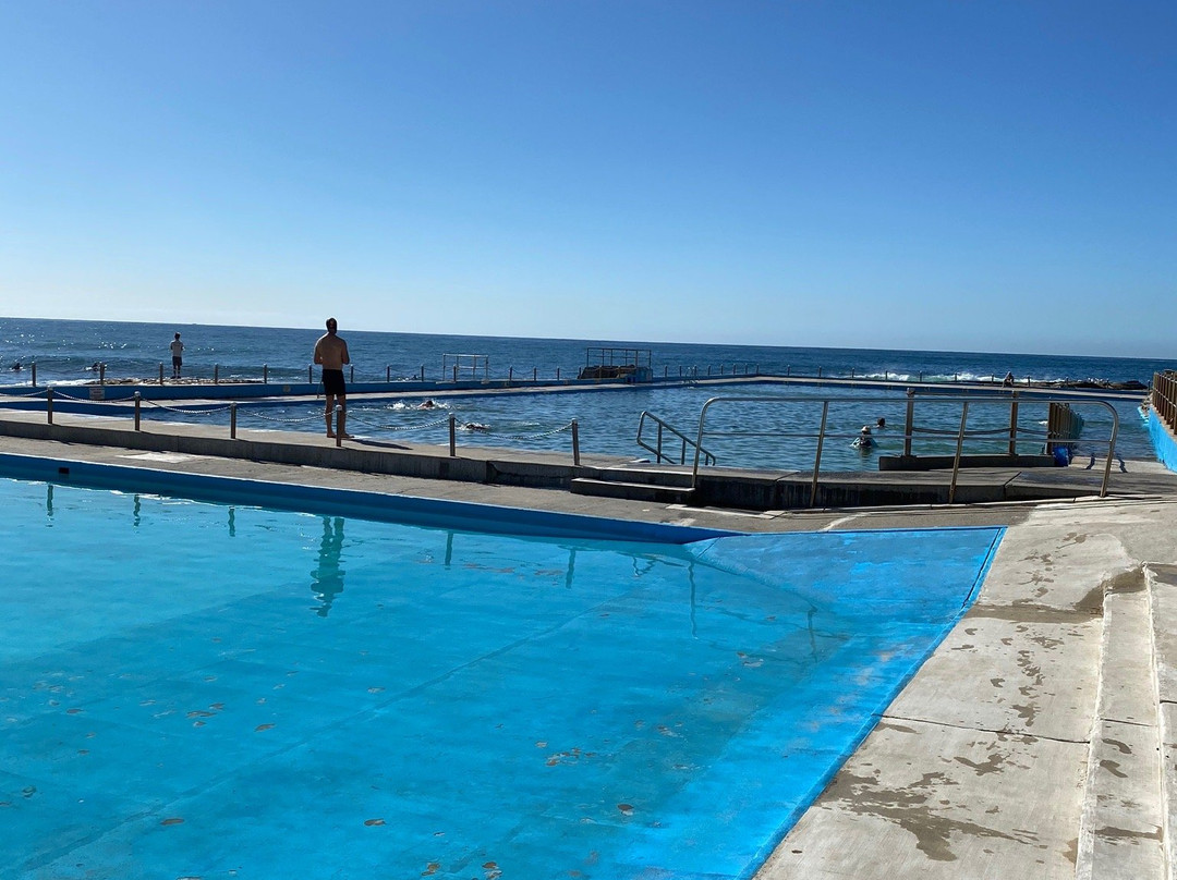 Dee Why Beach-悉尼必去景点