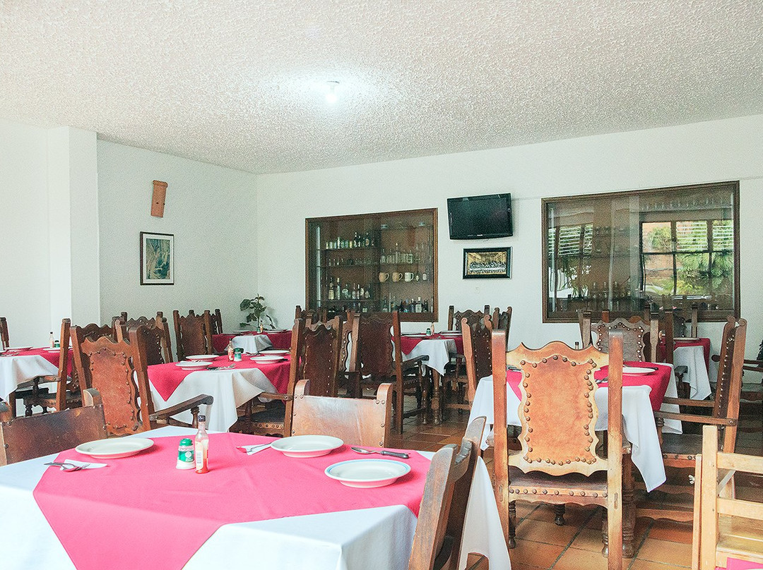 Hotel Colonial Plaza主图