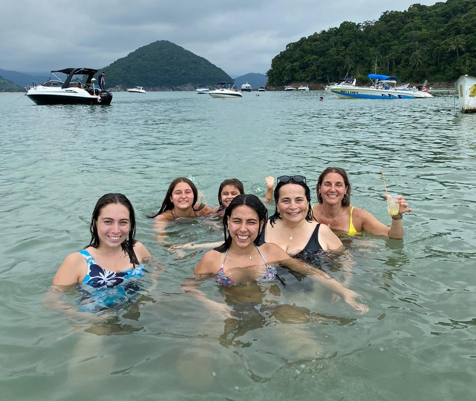 Camburi Beach景点图片
