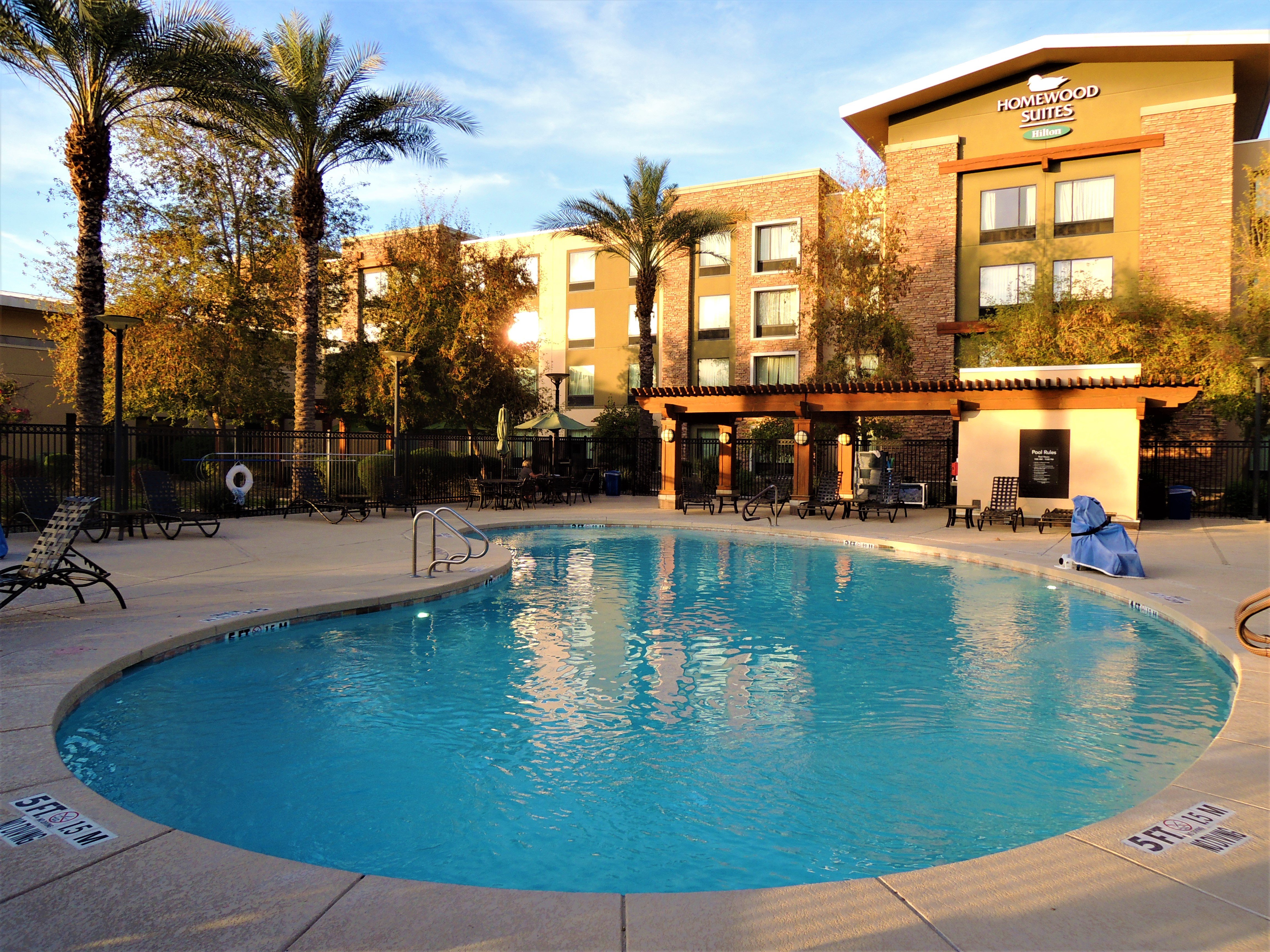 Homewood Suites by Hilton Phoenix Chandler Fashion Center-泳池