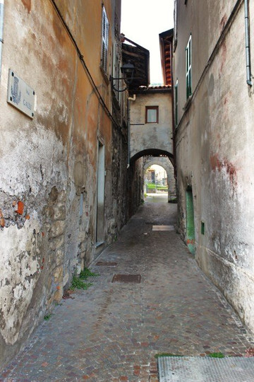 Mura medievali Via del Porto 68-76