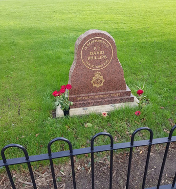 P.C David Phillip's Memorial-Birkenhead必去景点