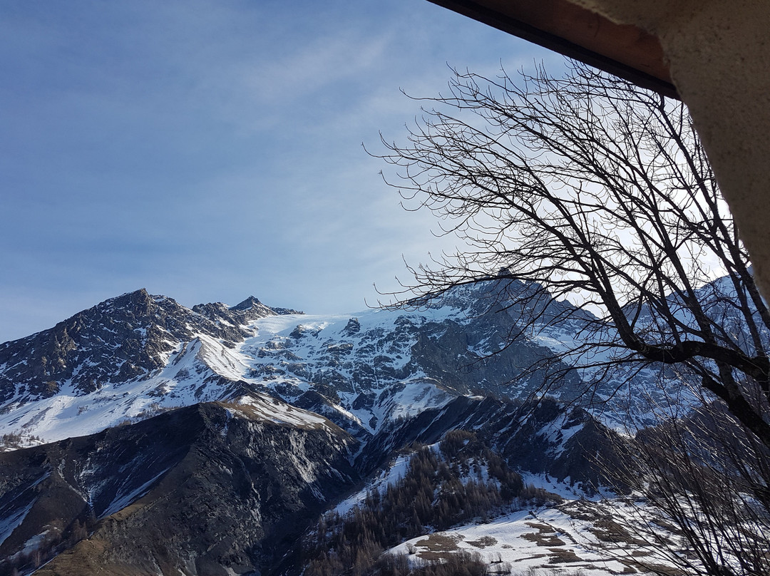 Hotel Auberge Edelweiss主图