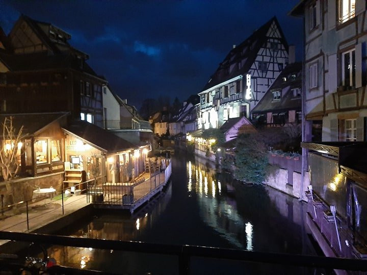 马歇尔酒店主图