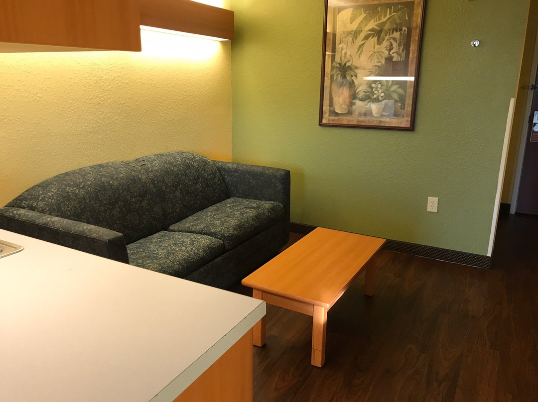 Microtel Inn & Suites by Wyndham Auburn主图