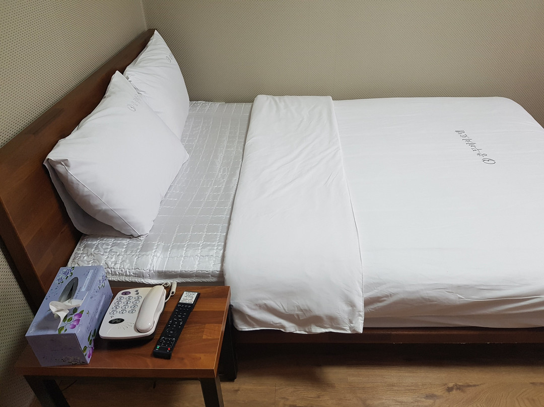 Chungmu Beach Hotel主图