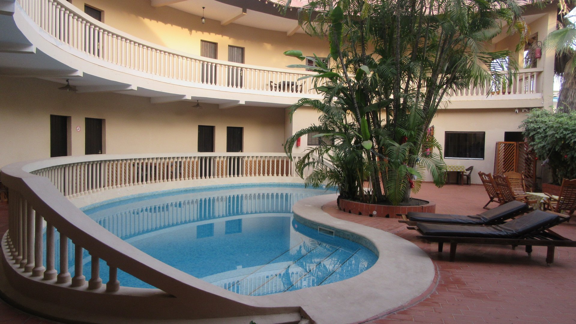 Le Flamboyant Hotel-泳池