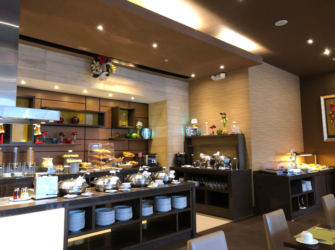 瓜亚基尔机场假日酒店主图