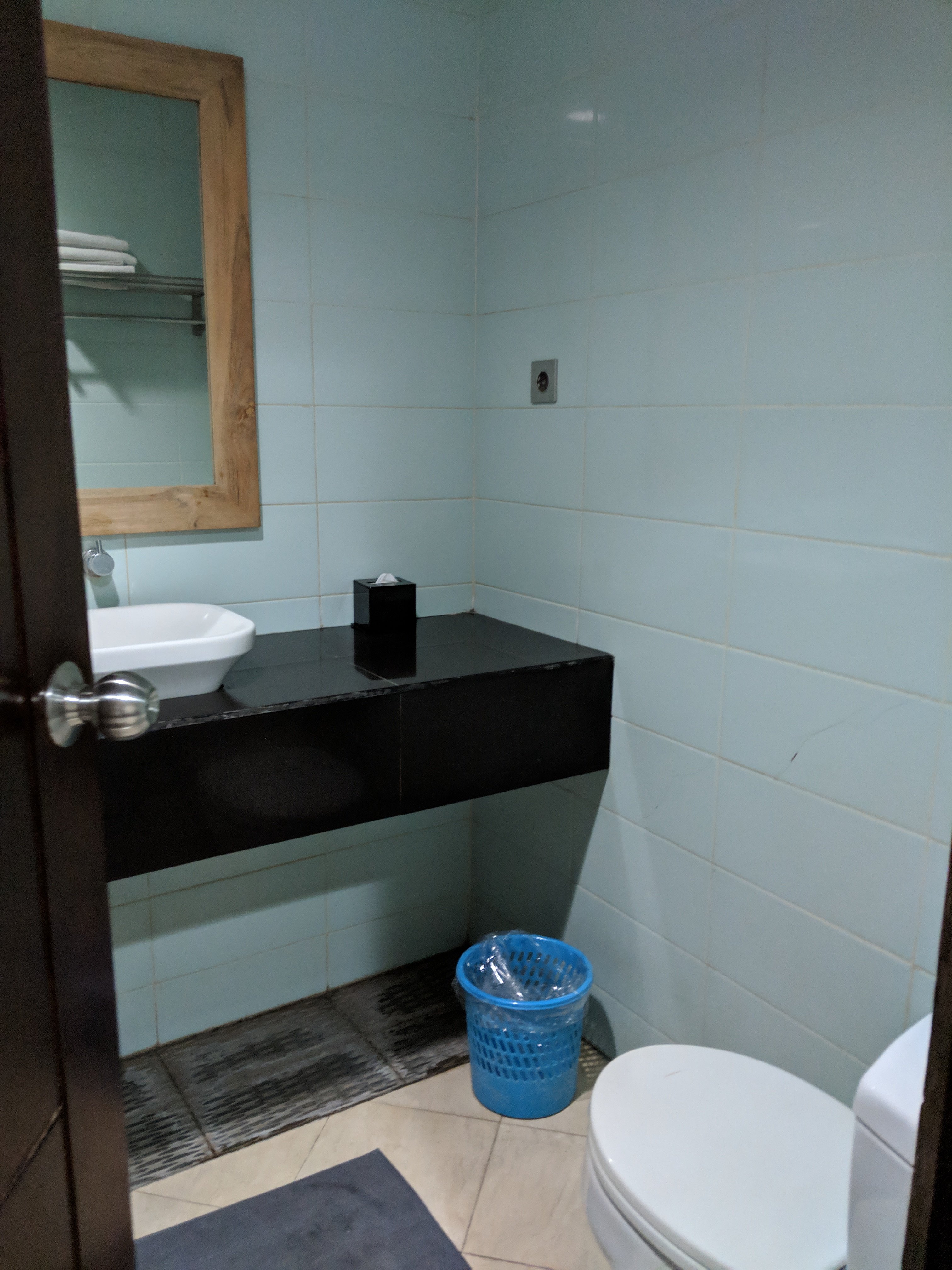 Antika Hotel Rembang-浴室